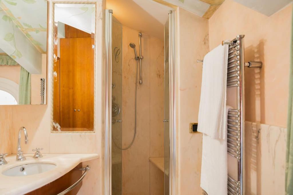 Apartmán Carbonesi Luxury - Centro Storico Boloňa Exteriér fotografie